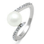 3W126 - Rhodium Brass Ring with Synthetic Pearl in White