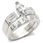 40911 - High-Polished 925 Sterling Silver Ring with AAA Grade CZ  in Clear