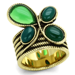 TK1104 - IP Gold(Ion Plating) Stainless Steel Ring with Synthetic Synthetic Glass in Emerald